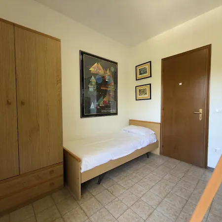 Piscina, Parcheggio, Campi Sportivi - Valbella 12