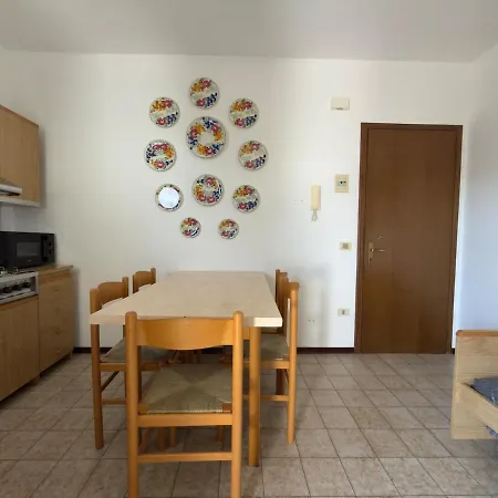 Piscina, Parcheggio, Campi Sportivi - Valbella 12 דירה